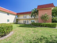 Building Photo - 110 Spring Lake Ct