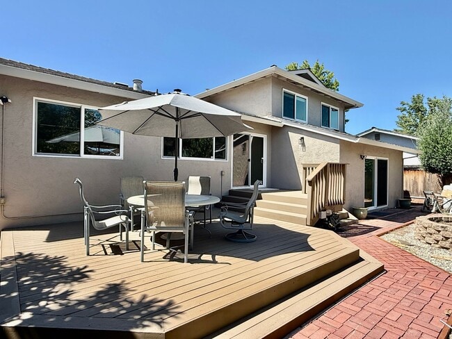 Building Photo - Exceptional Forest Glen Home Near Apple Park & Silicon Valley Tech Campuses