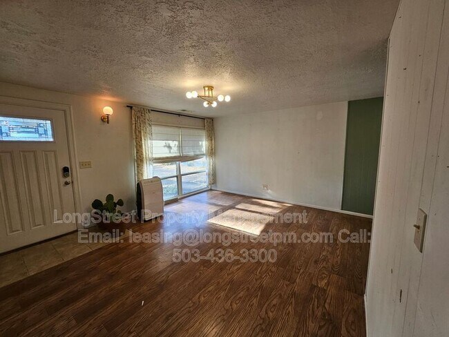 Building Photo - 622 SE 137th Ave