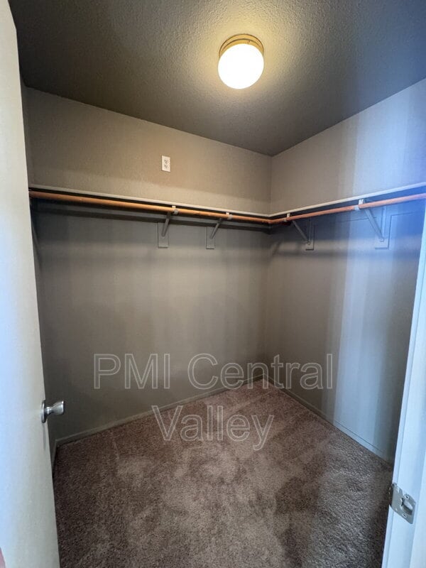 Building Photo - 10335 Point Reyes Cir