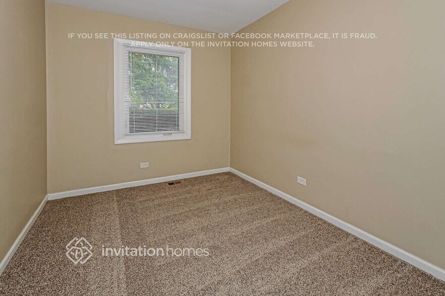 Building Photo - 735 Burr Oak Dr