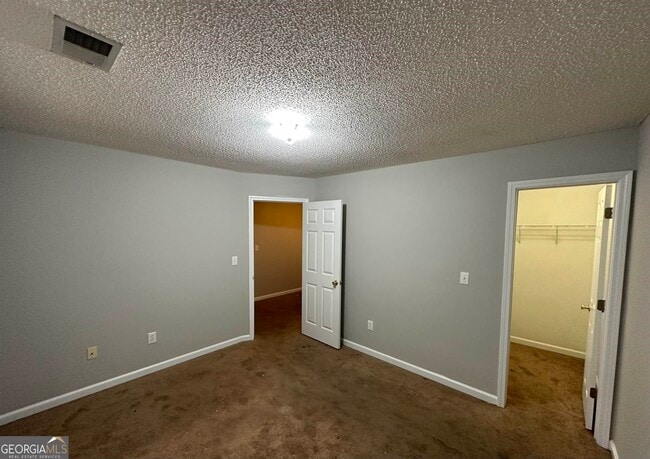 Building Photo - 6180 S Glenn Forest SW