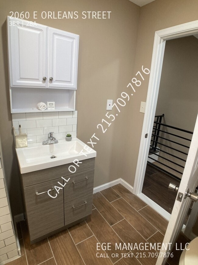 Building Photo - 2060 E Orleans St