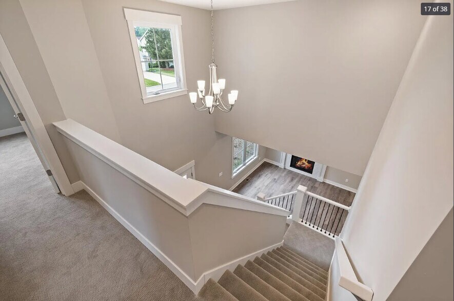 Building Photo - 5453 W Heathwood Dr SE