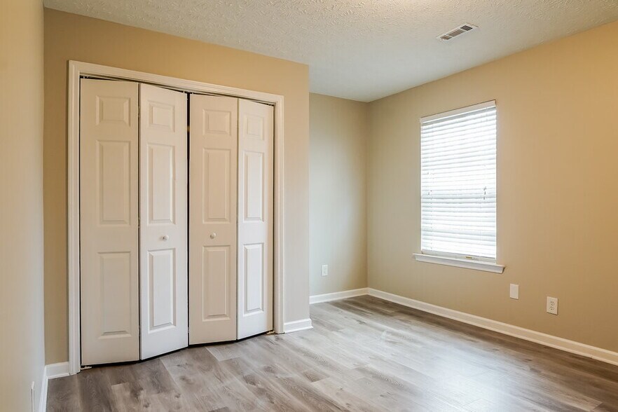 Building Photo - 145 Prescott Ct