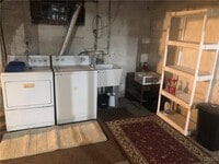 Building Photo - 855 Ackerman Ave