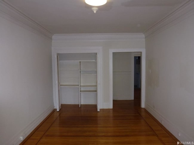 Building Photo - 1111 Jones St