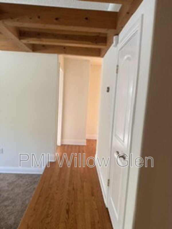 Building Photo - 536 Curie Dr