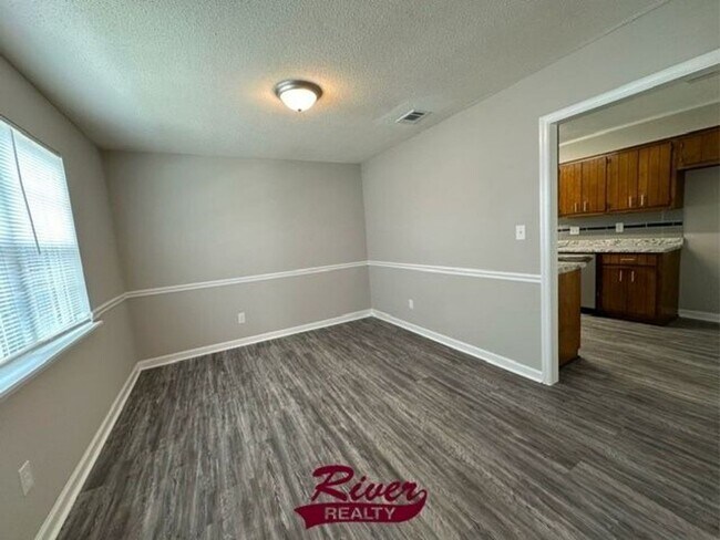 Building Photo - 2604 Carrington Dr