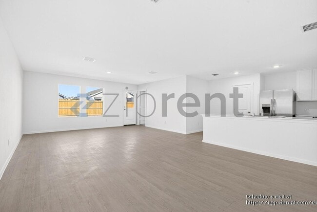 Building Photo - 528 Waymaker Wy