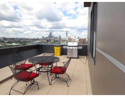 Building Photo - 380 W Broadway