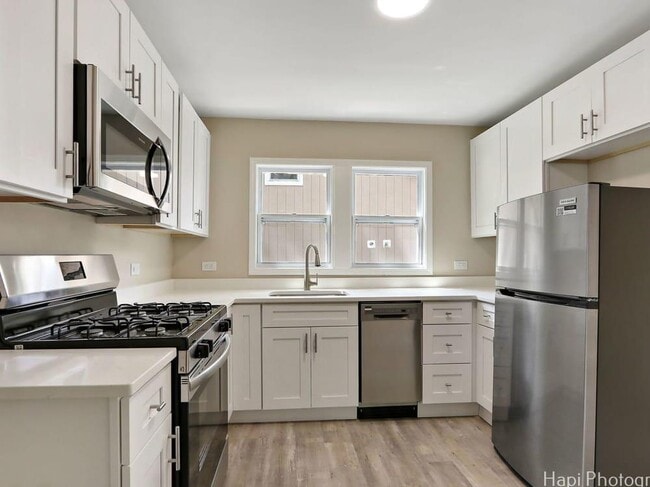 Building Photo - 7702 Oak Rd