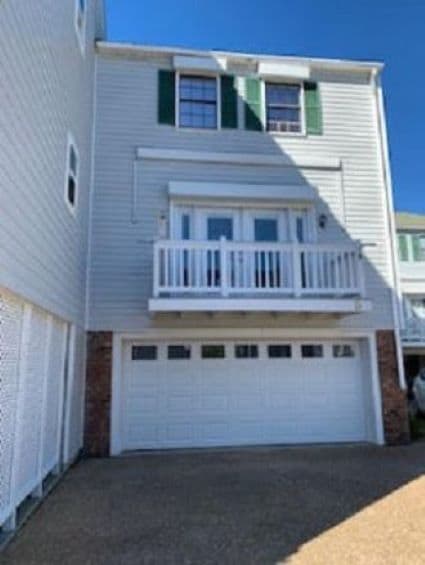 Building Photo - 255 E Scenic Dr