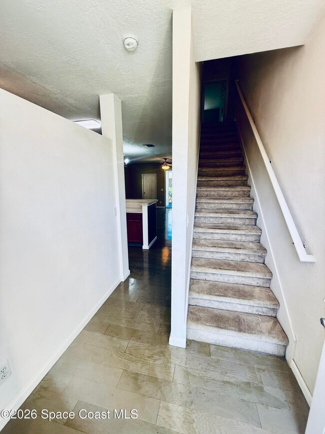 Building Photo - 2990 S Fiske Blvd