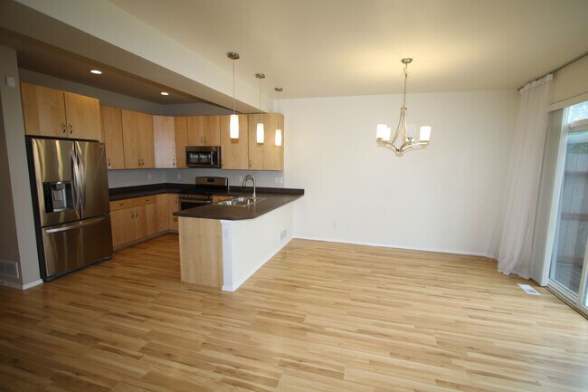 Building Photo - 368 SKWENTNA Dr