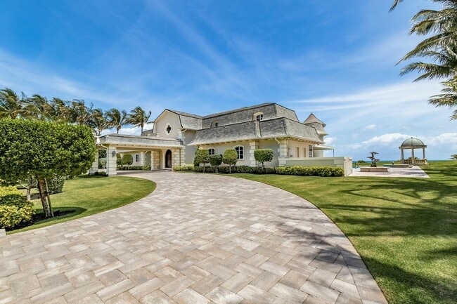 Building Photo - 477 S Beach Rd