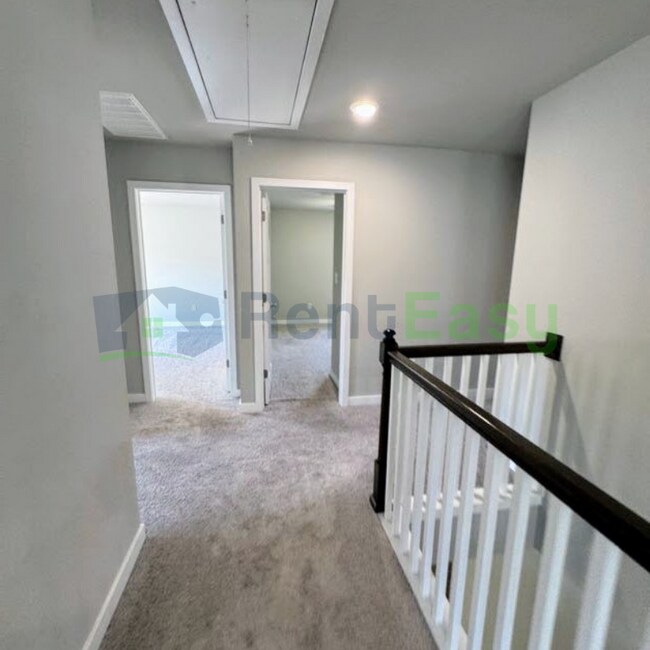 Building Photo - 3829 Longhill Arch