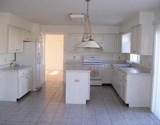 Building Photo - 2341 Timbercrest Ct