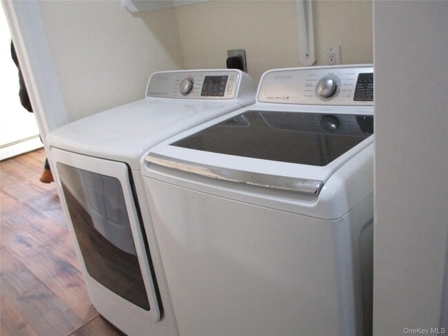 Building Photo - 84 Old Haverstraw Rd