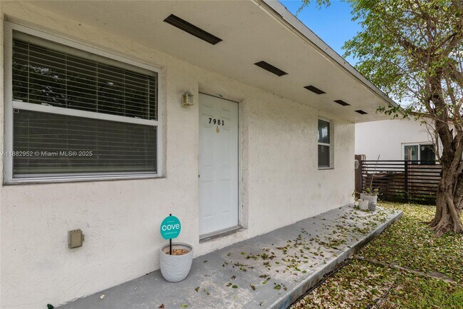 Building Photo - 7981 NW 12th Pl