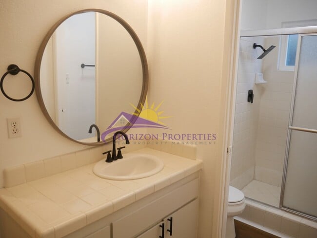 Building Photo - Beautiful 3 Bed 2 Bath 1,543 Sq. Ft. home ...