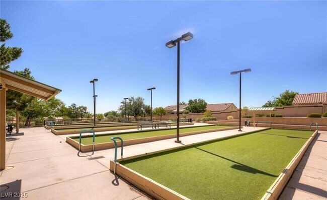 Building Photo - 8512 Desert Holly Dr