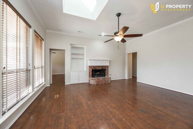 Building Photo - What's special