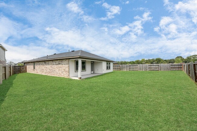 Building Photo - 4911 Pne Hvn Ln