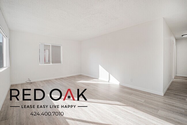 Building Photo - 9260 Palm St