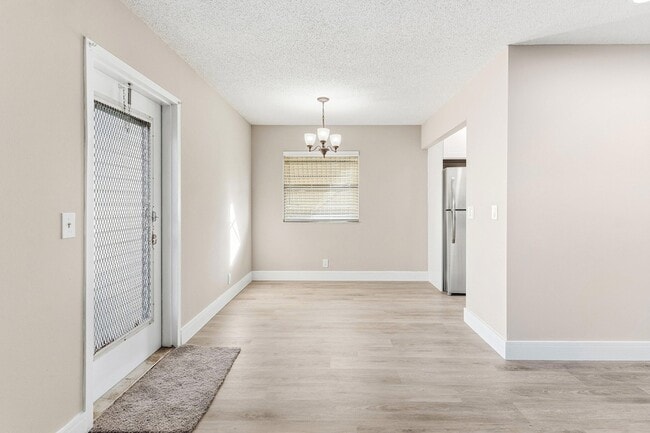 Building Photo - 141 Brittany Terrace