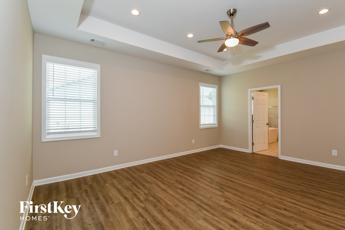 Building Photo - 38 Somersby Dr