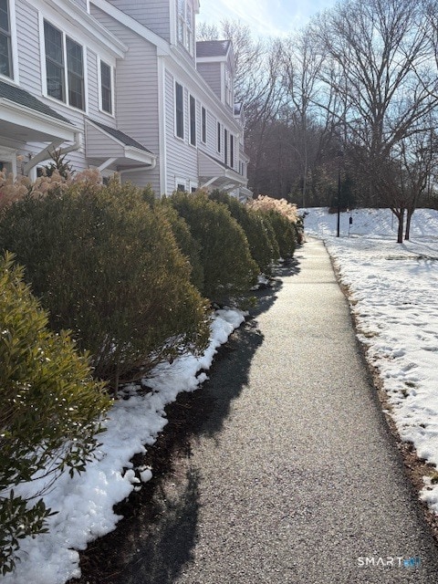 Building Photo - 77 Lyme St