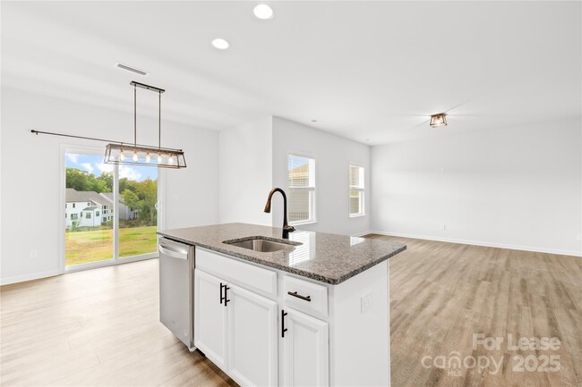 Building Photo - 18016 Wilbanks Dr
