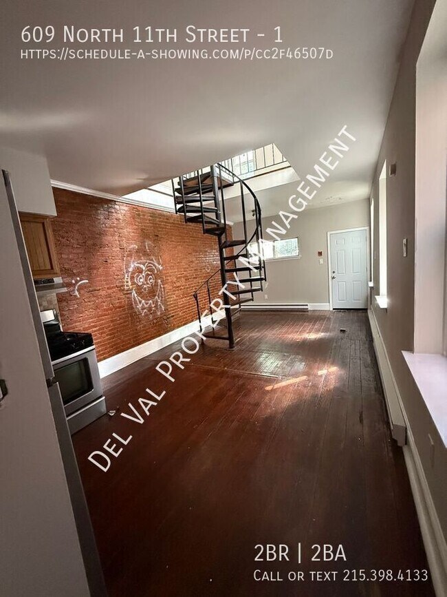 Building Photo - 609 N 11th St