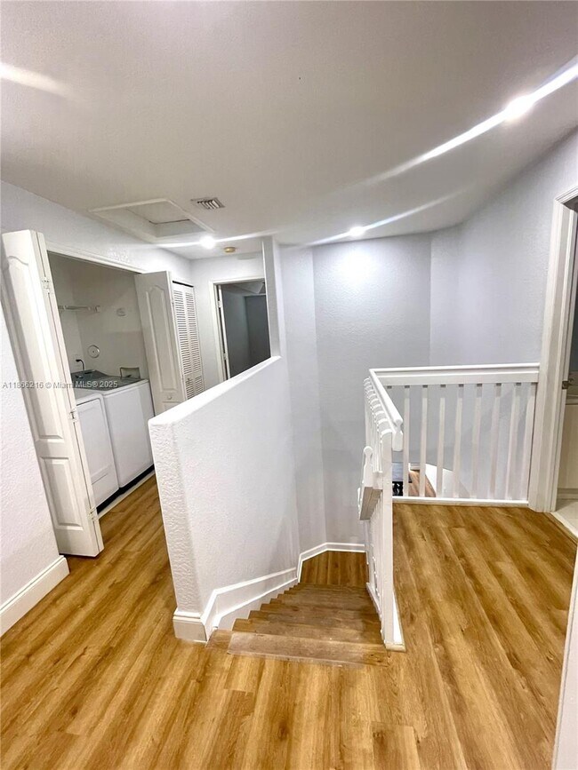 Building Photo - 3840 SW 169th Terrace
