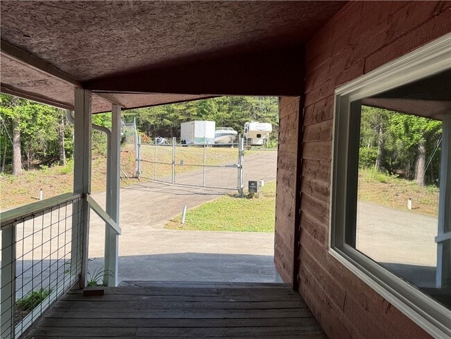 Building Photo - 86 Robert Jones Rd