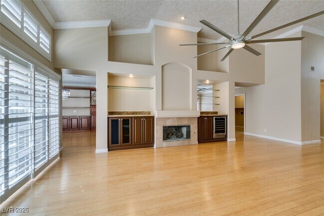 Building Photo - 1841 Indian Bend Dr