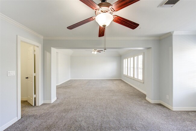 Building Photo - 4340 Lake Walk Ct