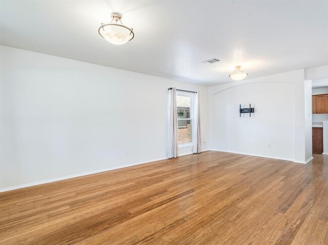 Building Photo - 13021 Withers Way