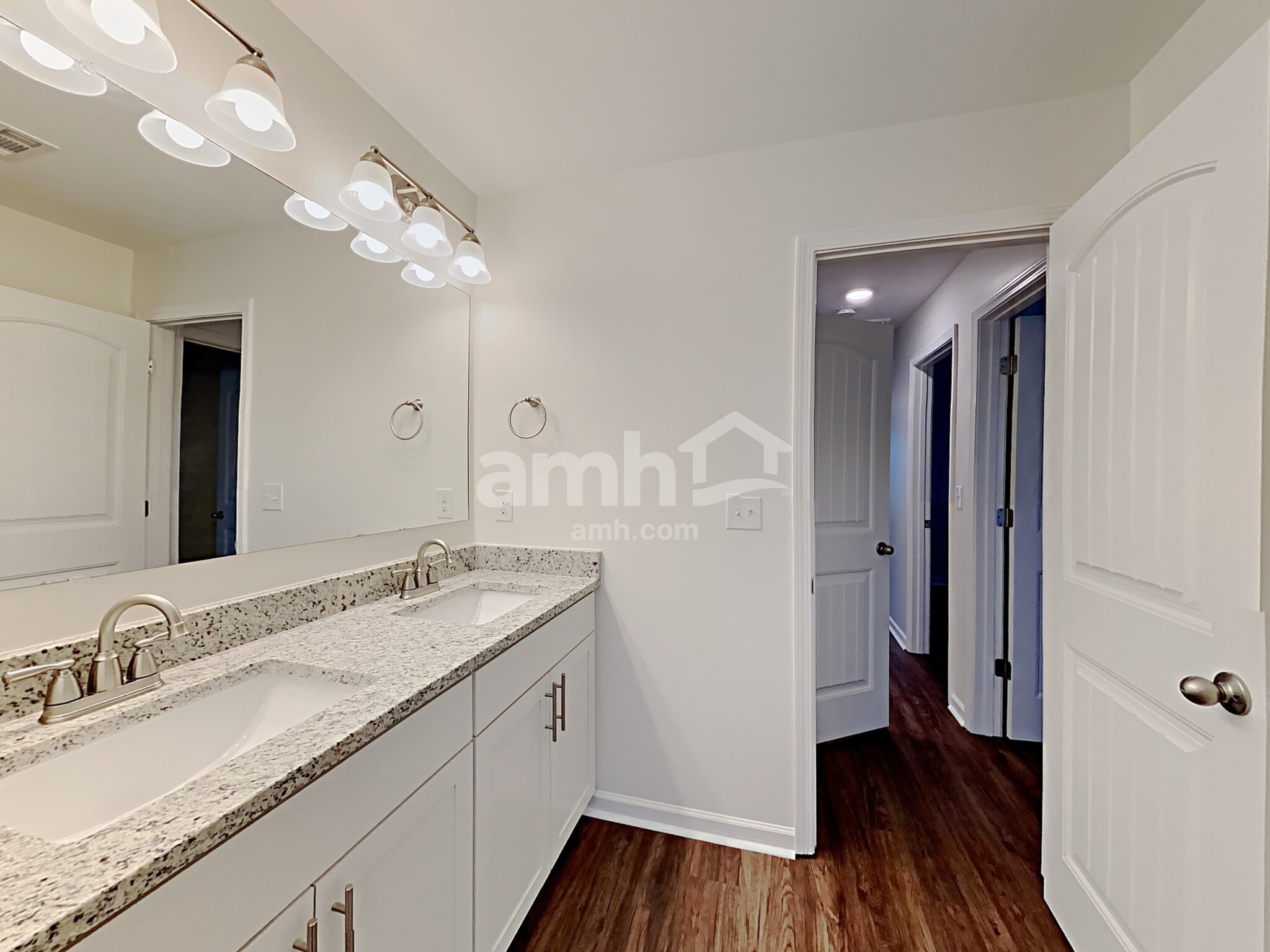 Building Photo - 213 Orchard Trail