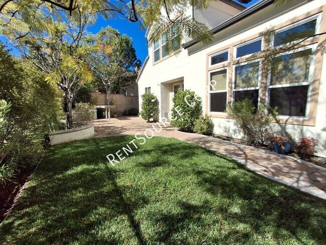 Building Photo - 27046 Maple Tree Ct