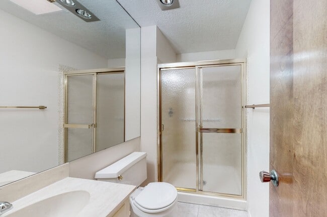 Building Photo - Tramway/Indian School TH 2/BD 2/BA 2/CG