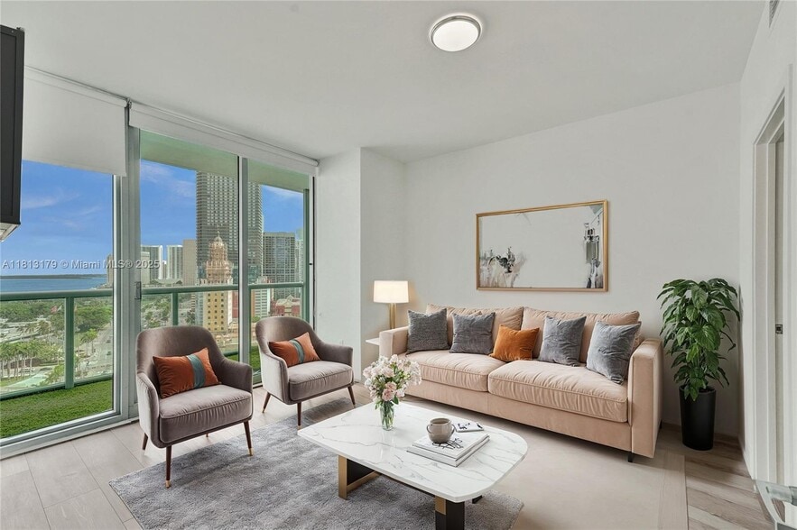 Building Photo - 888 Biscayne Blvd