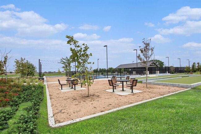 Building Photo - 2311 Langley Dr