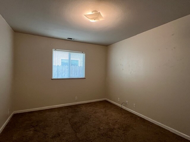 Building Photo - 1057 Windsor Way