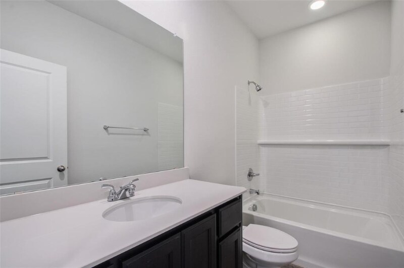 Building Photo - 1613 Abbottsford Ave