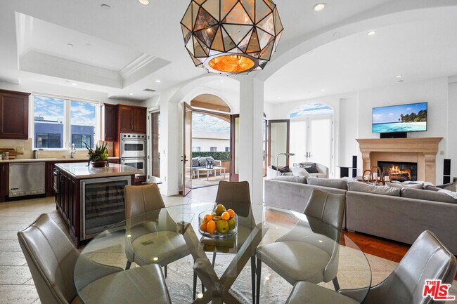 Building Photo - 420 S Hamel Rd