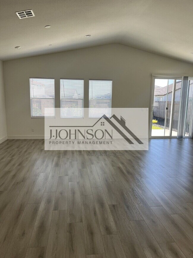 Building Photo - 1311 Caravel Ct