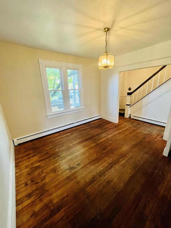 Building Photo - 1208 Bushkill St