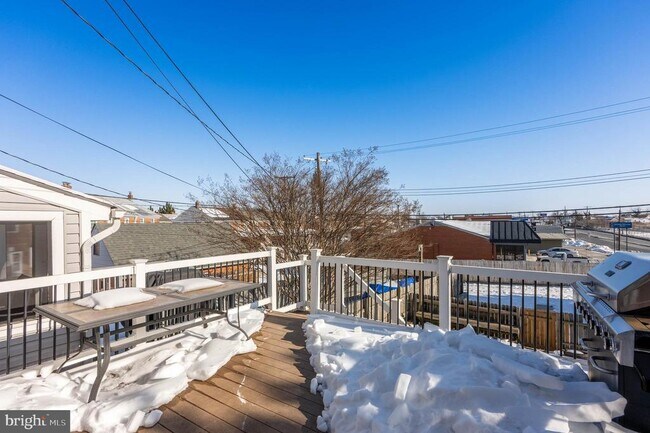 Building Photo - 427 Westham Way